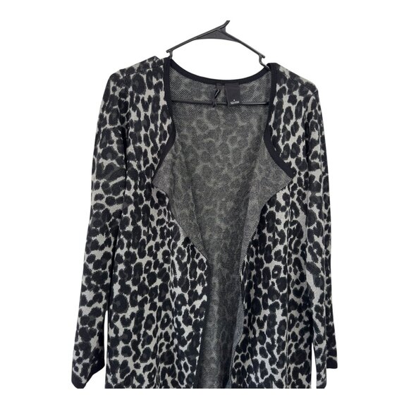 NEW DIRECTIONS Leopard Print Open Front Cardigan Sweater With Long Sleeves SZ S - Picture 2 of 10